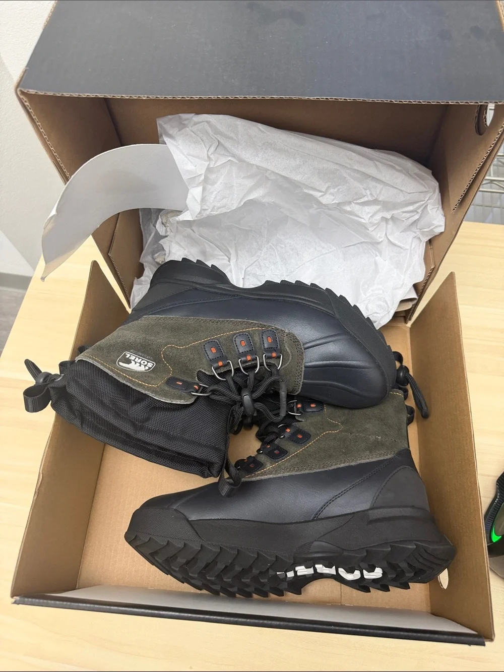 Sorel Black and Olive Green Rain & Snow Boots men’s 8